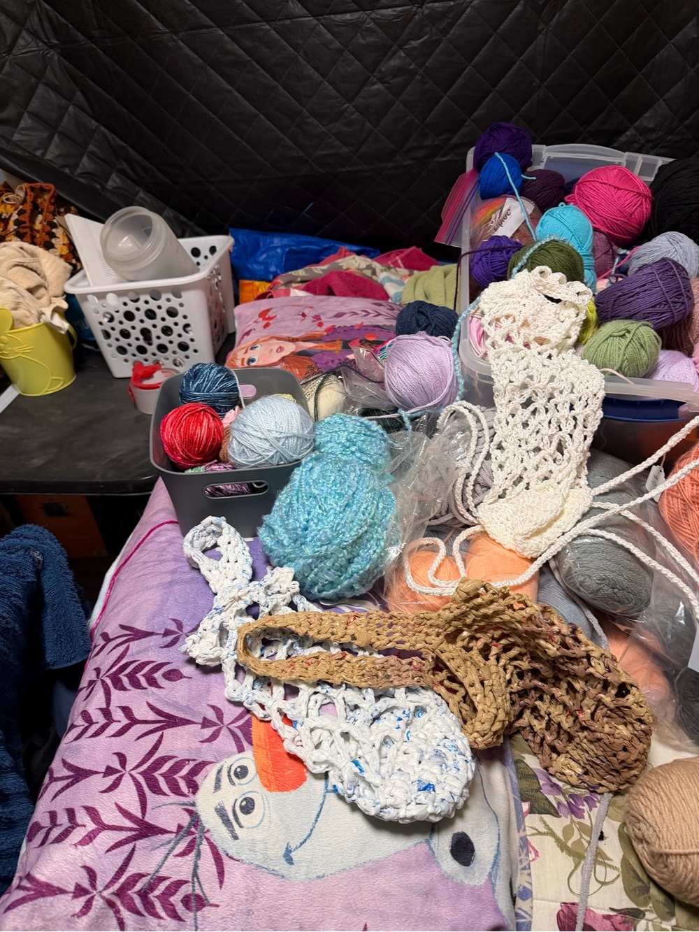 Yarn  and Yarn Kit in Multicolor - Unbranded